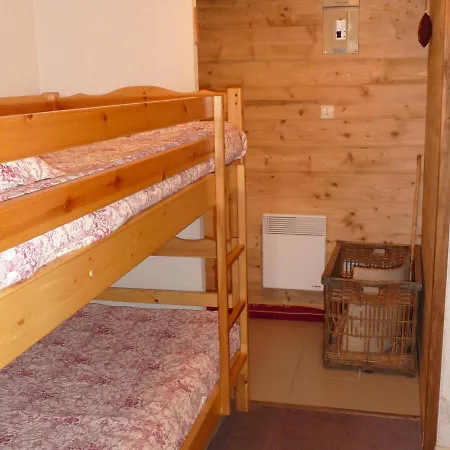 Familial Proche Pistes Et Ecole De Ski - Fr-1-771-35 Apartment *